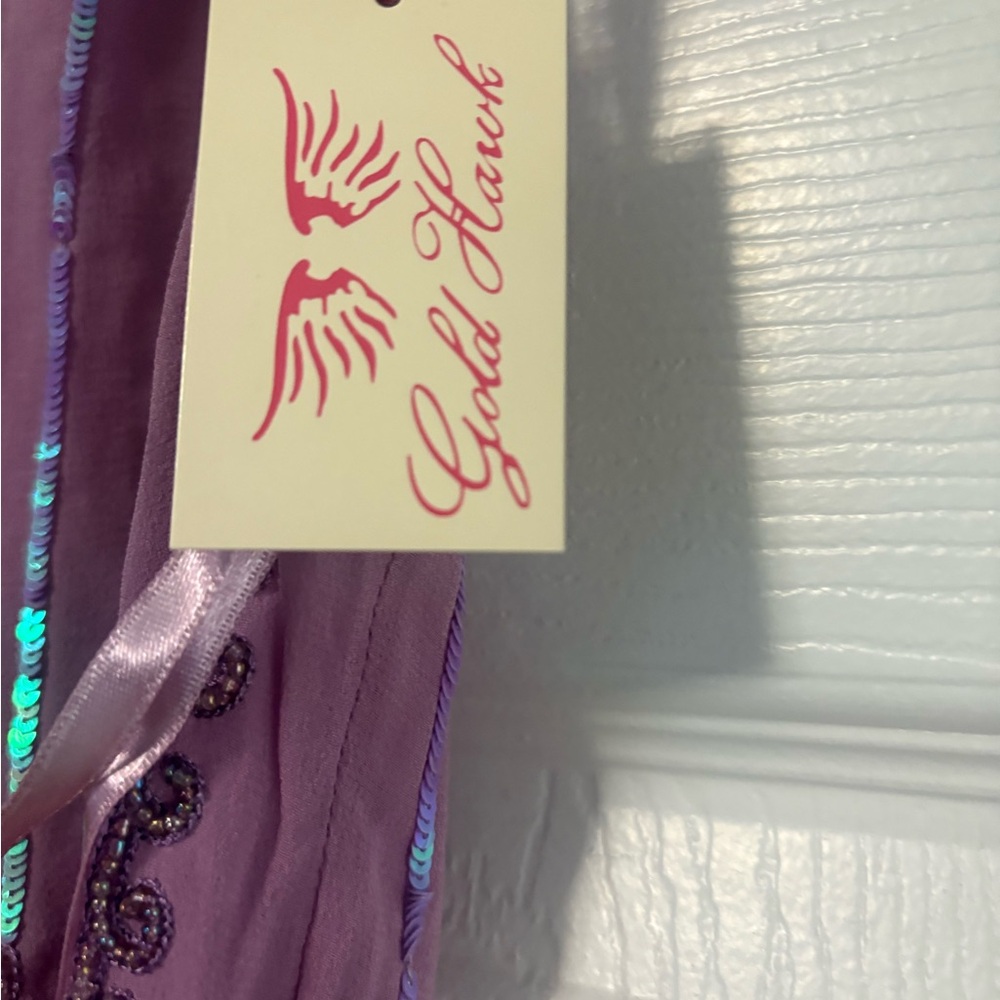 Chic Lavender Embroidered Blouse - Picture 6 of 7